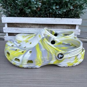 Crocs Classic Marbled Clogs
